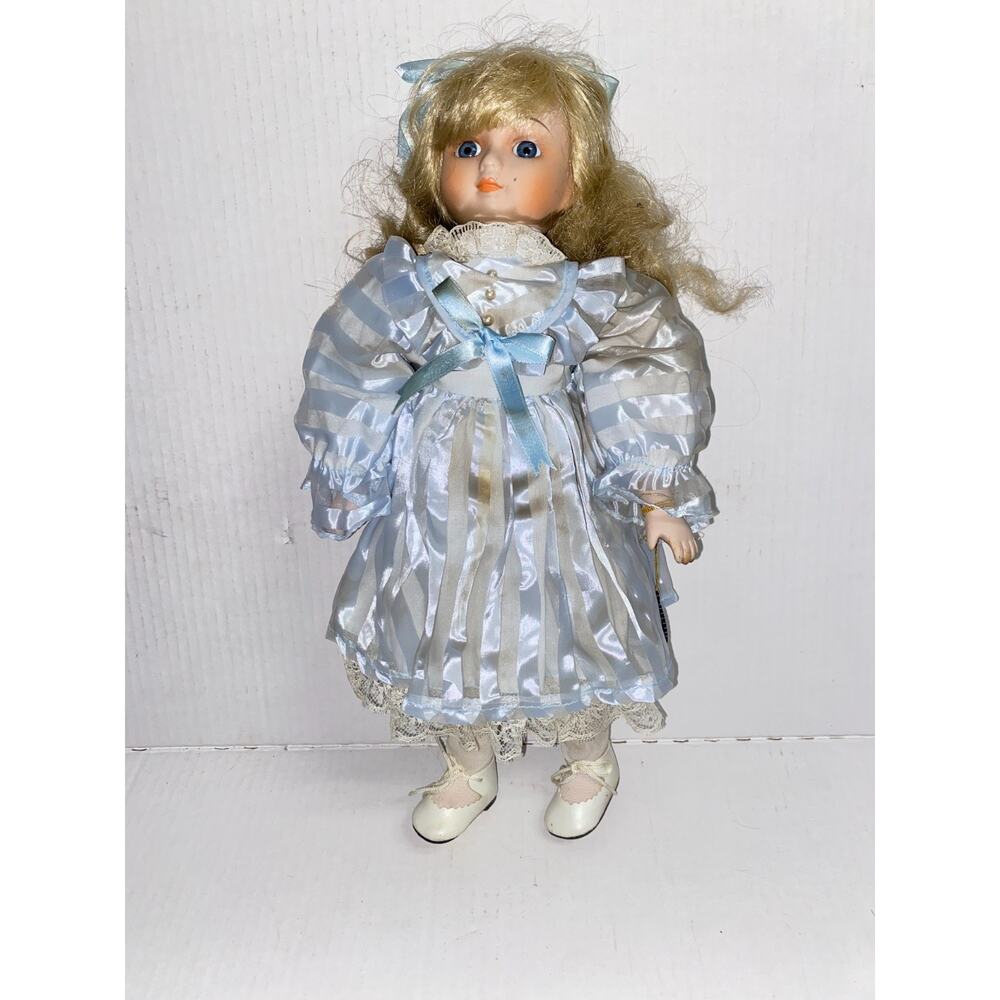 Vintage Brinn's 1986 Porcelain Doll 16" Musical Music Collectible Edition Doll